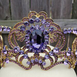 Tiara purple & pink set in gold